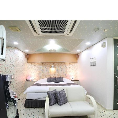 Hotel Mint House -Resort And Relaxation- Mihama  Екстериор снимка