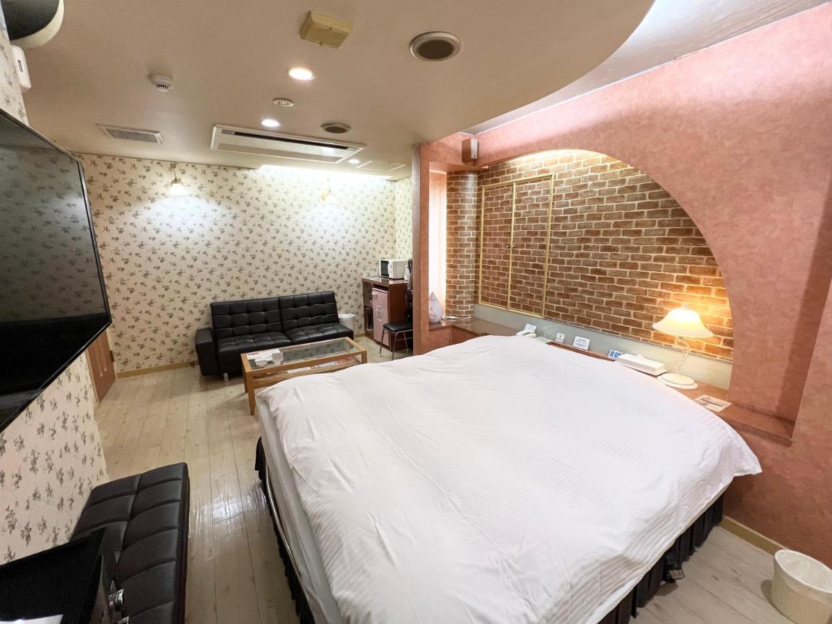 Hotel Mint House -Resort And Relaxation- Mihama  Екстериор снимка