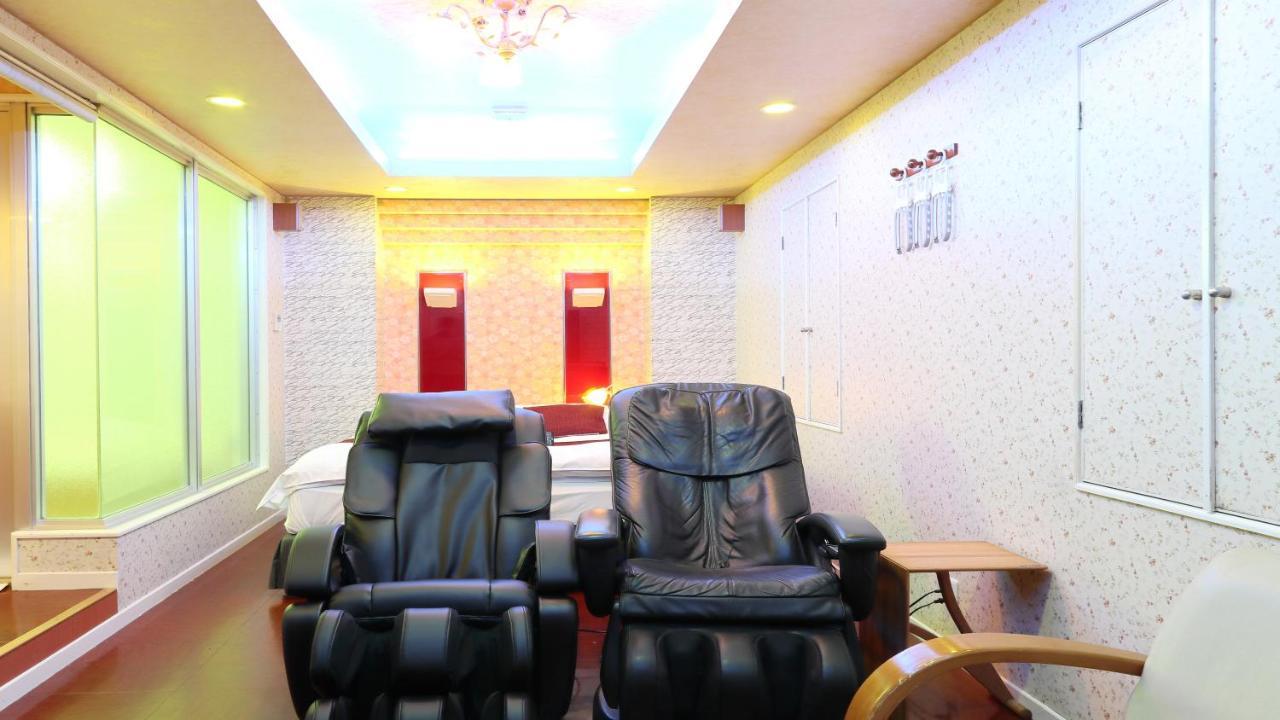Hotel Mint House -Resort And Relaxation- Mihama  Екстериор снимка